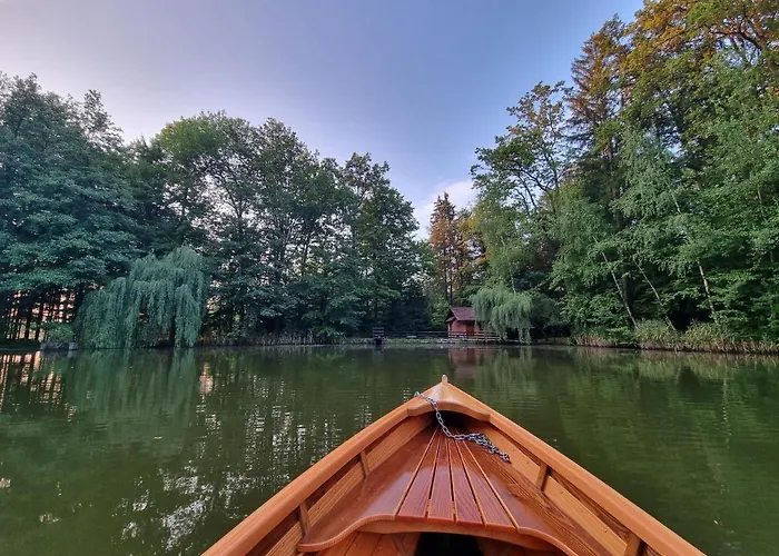 By The Pond Pavel Smarje pri Jelsah